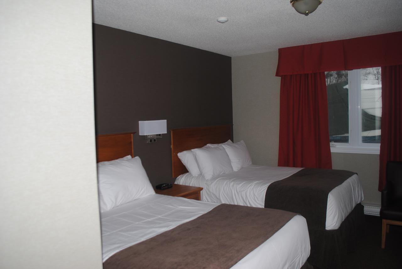 The Southern Port Hotel & Chalets Harbour Breton Extérieur photo